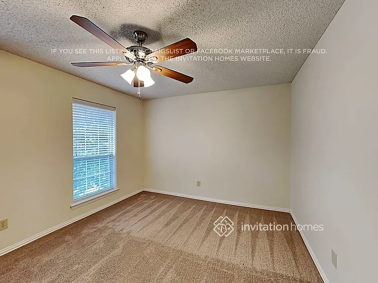 3302 Hunter Cove Dr — Photo 14
