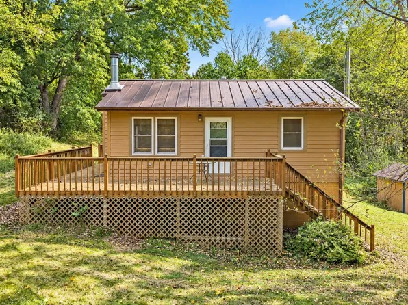 S1318 E Redstone Dr, La Valle, WI 53941