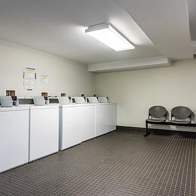 Rented by Nooklyn NYC LLC | media 75