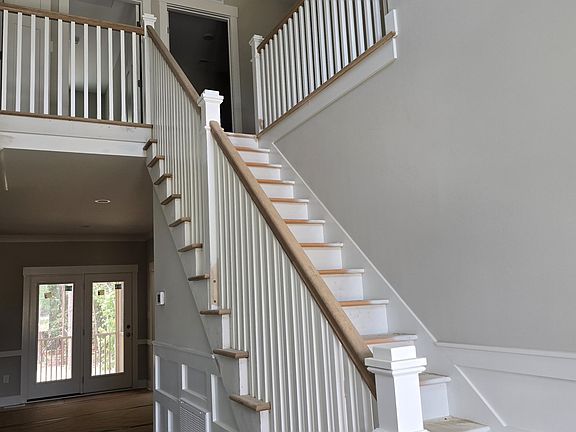 4th image of 150 Freedom Ridge Dr