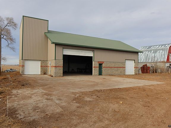 5th image of 6192 Shady Lake Rd