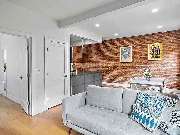 4th image of 170 W 89th St APT 4A