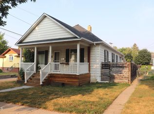 107 8th Ave NW, Mandan, ND 58554
