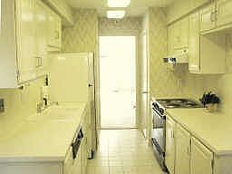 4th image of 1257 Country Place Cir