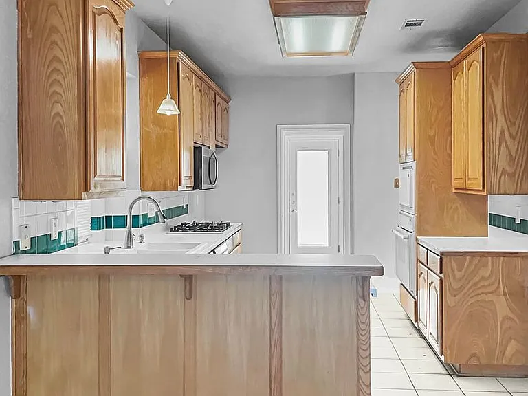 6312 Bittersweet Dr — Photo 14