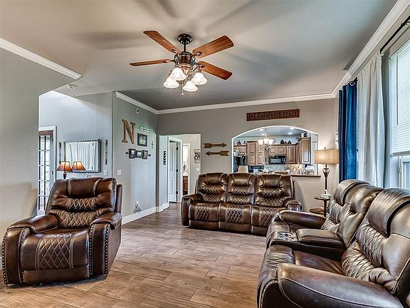 3rd image of 601 Quail Ridge Rd