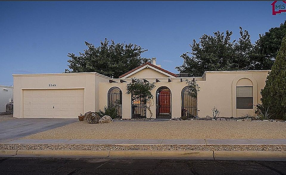 1st image of 2249 Cimarron Dr