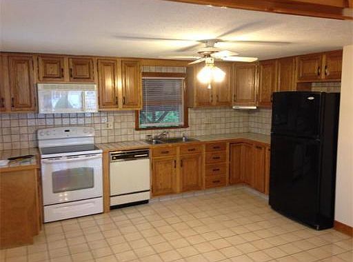 4th image of 28 Dawes St