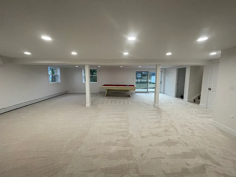 2106 Suburban Greens Dr — Photo 17
