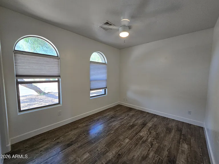 1173 E Mary Ln — Photo 15