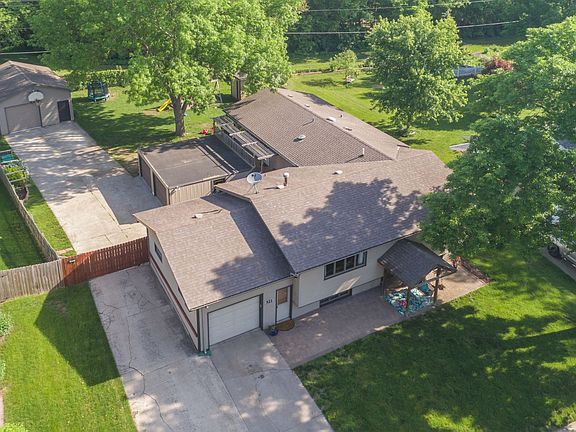 5th image of 521 Jewel Dr #523