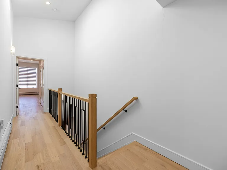 529B Lincoln St #B — Photo 27