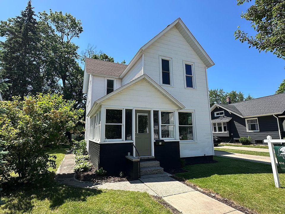 1st image of 32 W Main Ave