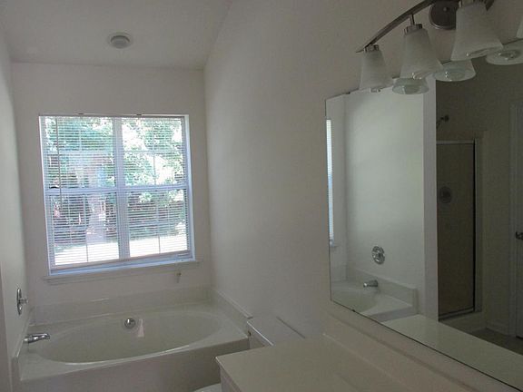 5th image of 2608 Palmetto Hall Blvd
