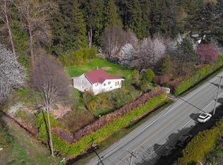 7908 Willard St, Burnaby, BC V3N 2W7