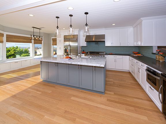 Open kitchen