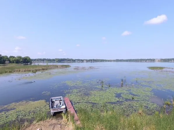 12480 Melody Ln, Lindstrom, MN 55045