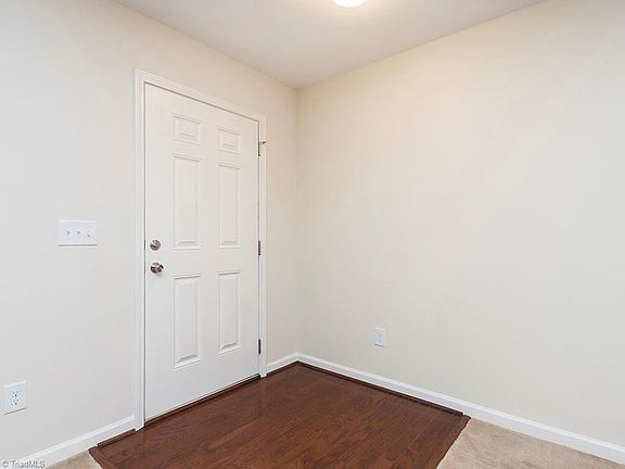 2nd image of 1917 Buckminster Dr