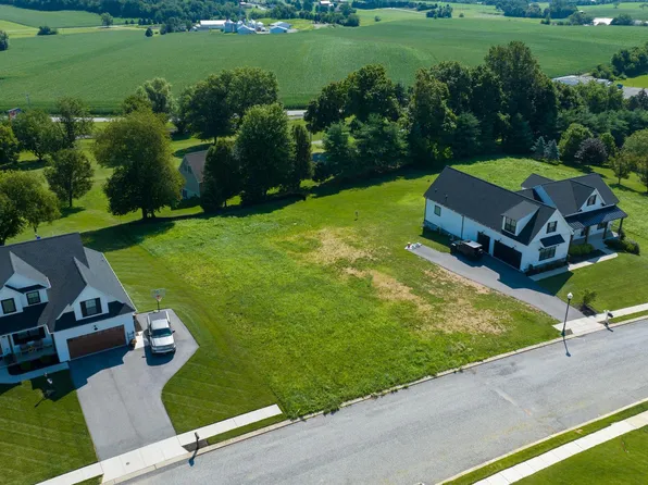 544 Monocacy Trl, Spring Grove, PA 17362