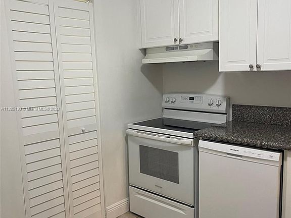 4th image of 8001 Fairview Dr APT 202
