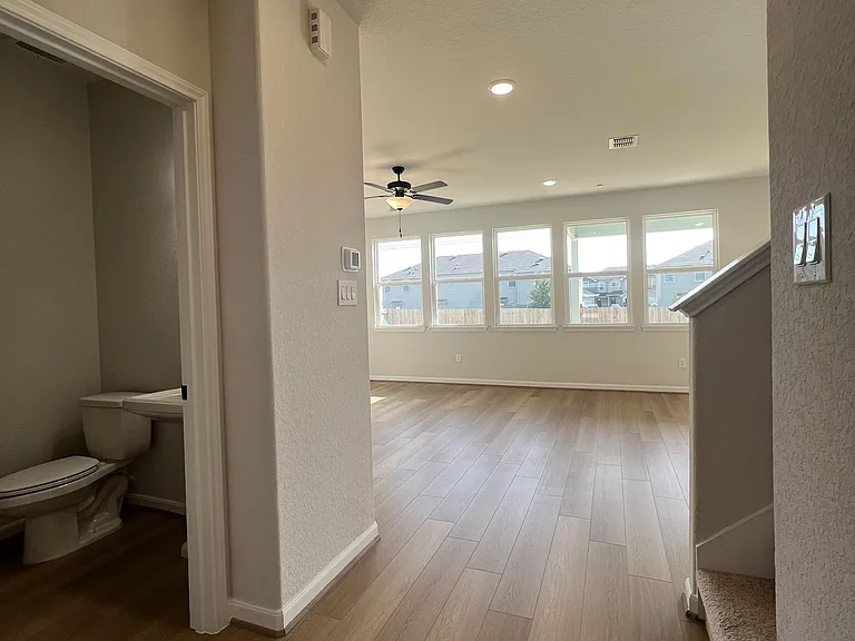 16630 Daylight Ln — Photo 7