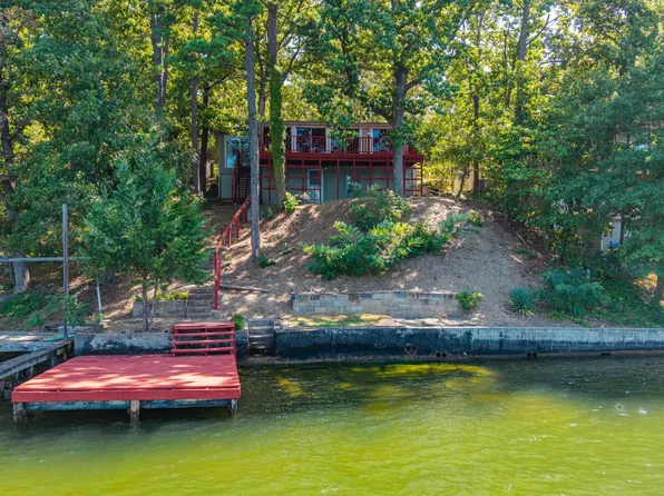 1747 Thornton Ferry Rd, Hot Springs, AR 71913