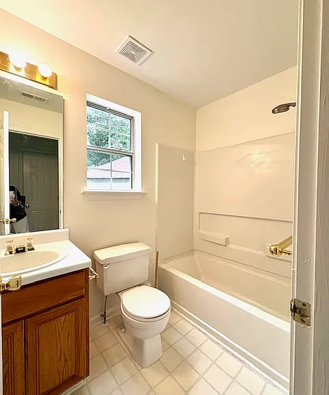 3821 Majestic Ln SW — Photo 21