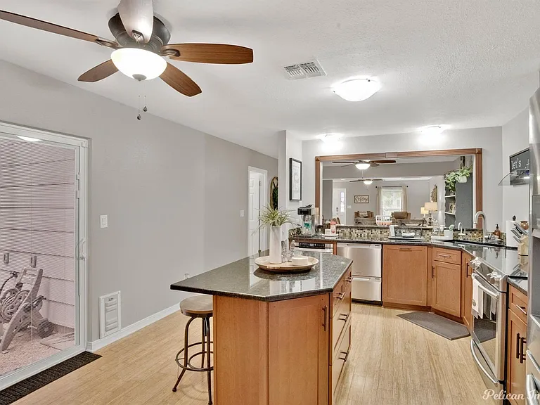 119 Stratmore Dr — Photo 12