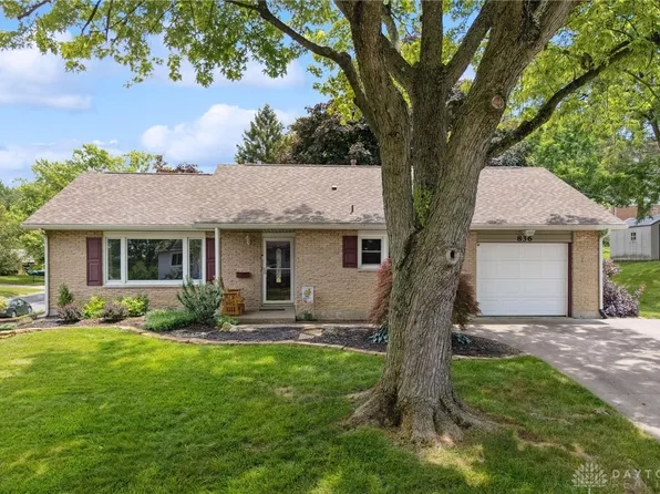 836 Gleneagle Dr, Dayton, OH 45431