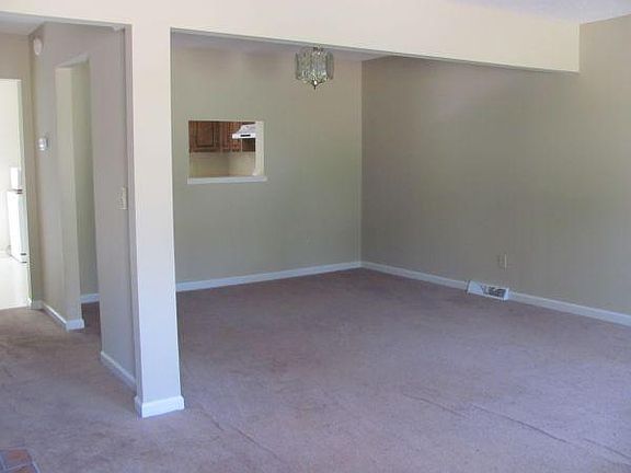 empty living room