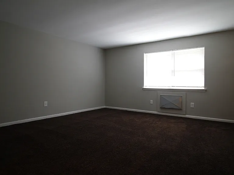 Oak Ridge Apartments — Photo 7
