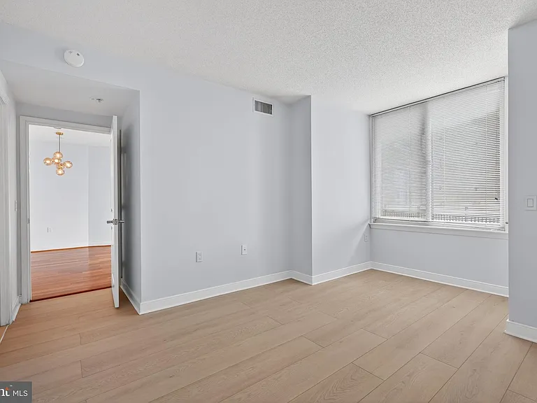 555 Massachusetts Ave NW #1019 — Photo 19