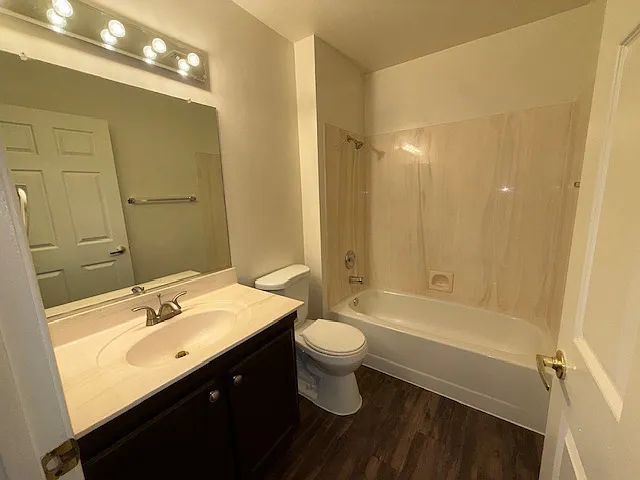 9028 Starmount Dr — Photo 18