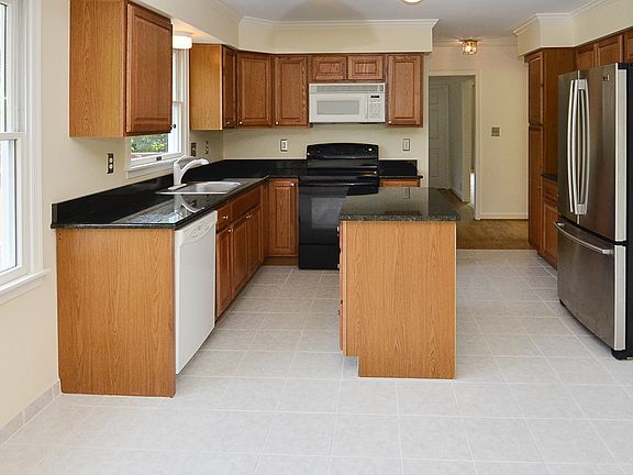 New Cabinets and Granite Counters