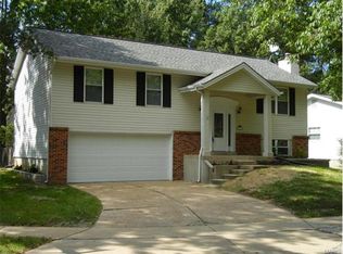 1117 Windyoak Dr, Ballwin, MO