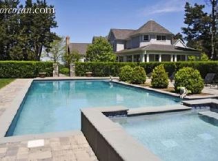 31 Cedar Crest Rd, Southampton, NY 11968