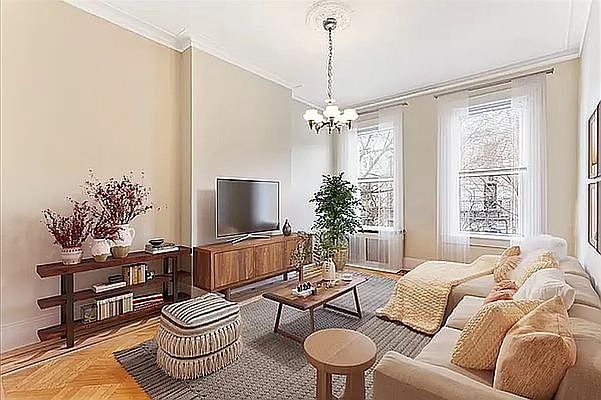 1st image of 328 Weirfield St #2