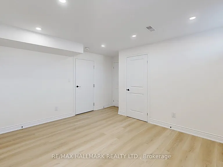 534 Coronation Rd #BASEMENT — Photo 24
