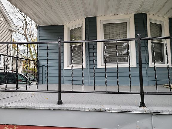 2nd image of 1607 Mars Ave