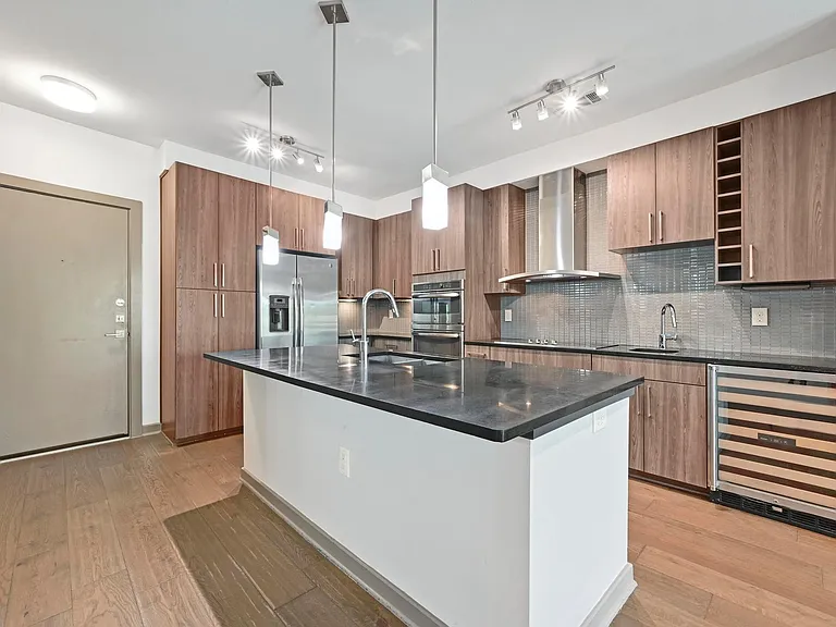 3600 S Lamar Blvd #213 — Photo 4