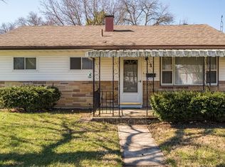 3 Rockland Dr, Fairborn, OH 45324