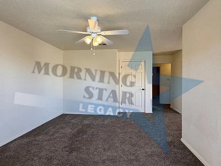 Spacious 2 bedroom floor plans! — Photo 3