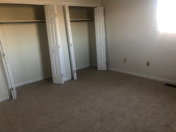 3rd image of 512 Worthington Dr