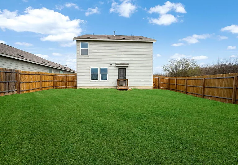 5703 Dewberry Run — Photo 33