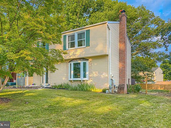 2nd image of 4115 Hanwell Rd