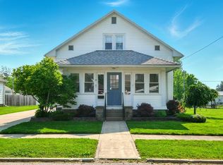 15 Seltzer Ave, Shelby, OH 44875