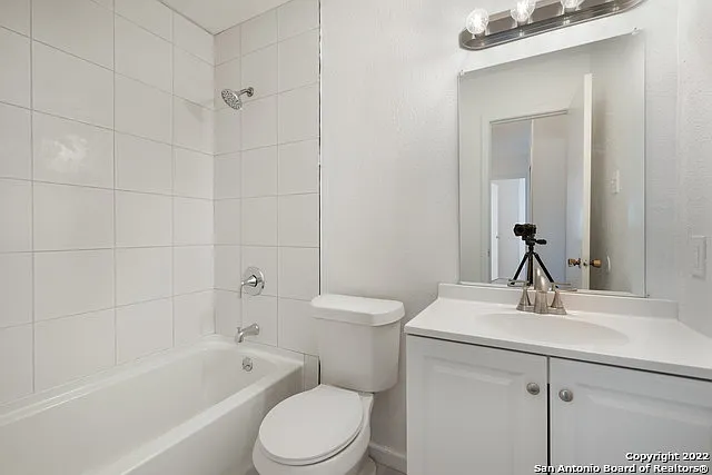 5727 Jones Fall Dr — Photo 20