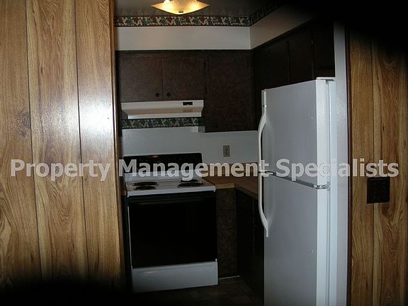 2nd image of 1814 Park Manor Dr
