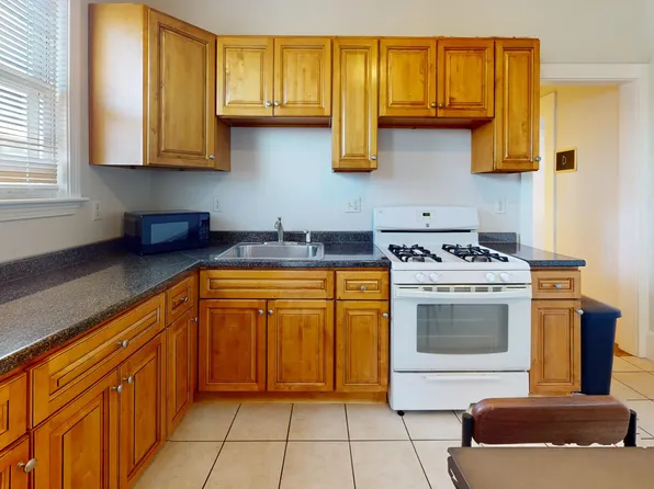 13 Elder St #3, Dorchester, MA 02125