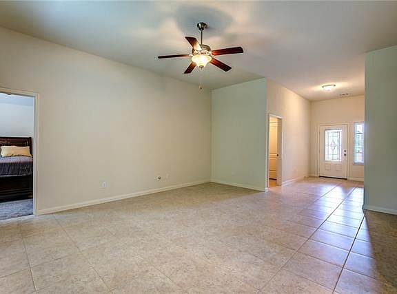 4th image of 1833 Mesquite Ln